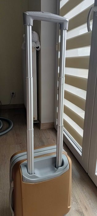 Walizka na kółkach mała RGL