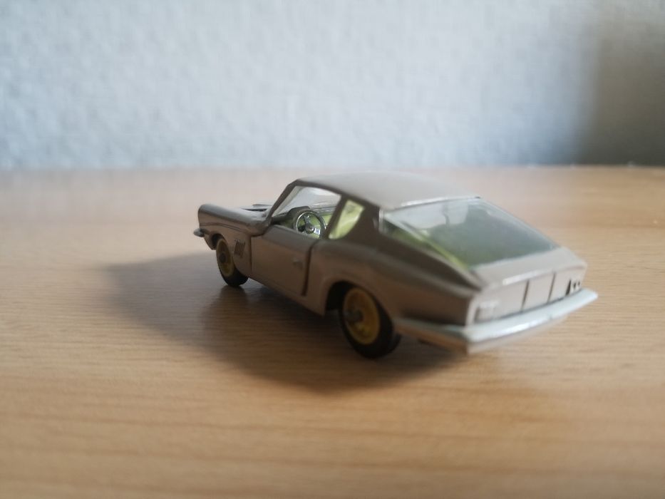 Мазерати мистраль-купе масштабная модель 1:43