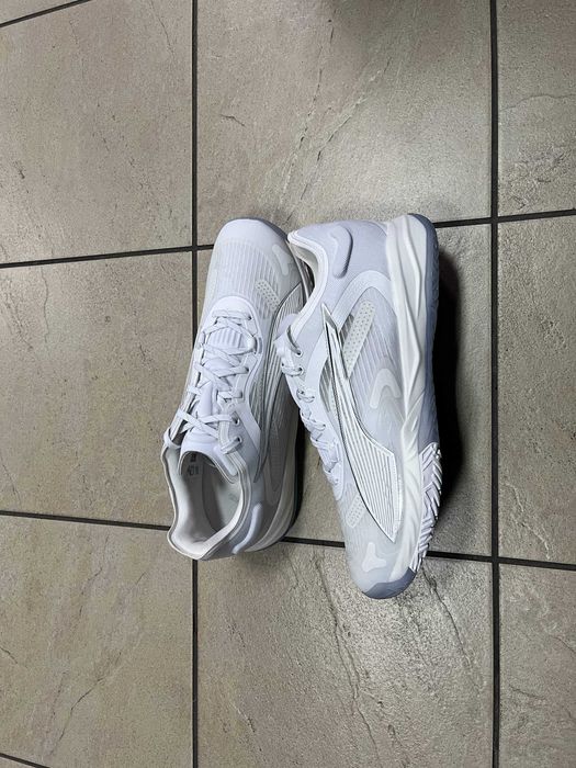 Кросівки ігрові Puma Accelerate Nitro Sqd 4 47 р оригінал