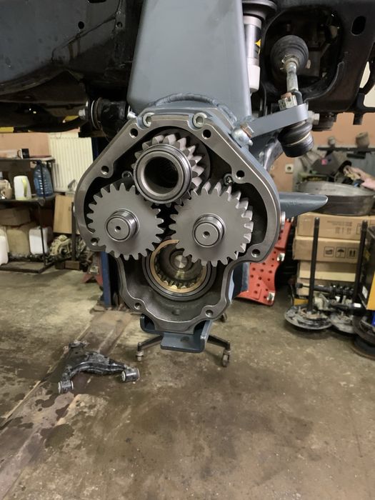 Редуктора бортові Toyota Nissan FJ Cruiser Prado 4Runner Hilux Lexus