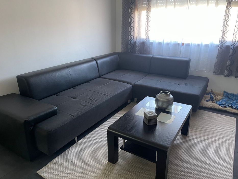 Sofá com chaise longue