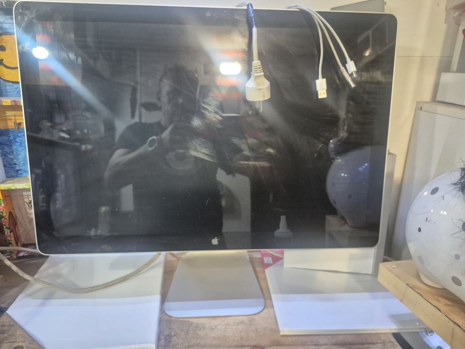 Tytuł: Monitor Apple LED Cinema Display 24" (Model A1267) | Sprawny