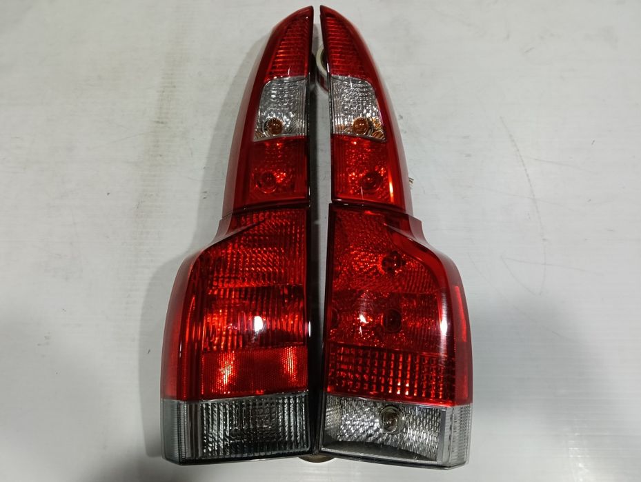 Volvo V70 ll/XC 70 ANOS DE 1999/2000/2001/2002/2003/2004/2005/2006/2007/2008 farolins stops esquerdo/Direito
