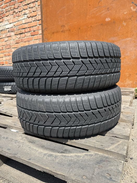 205/60 R16 Pirelli SottoZero 3 /Італія/зима/2шт./2024рік/