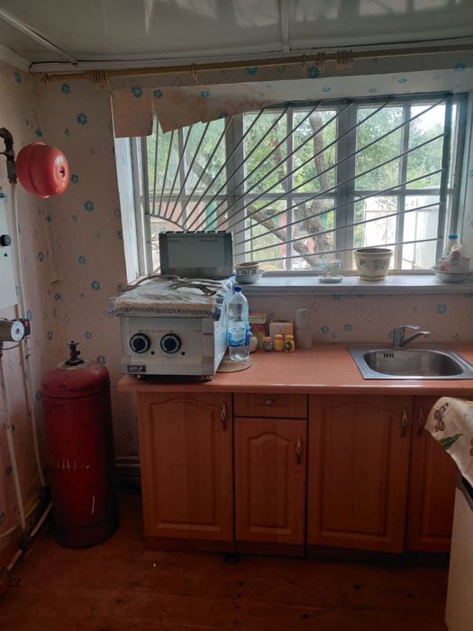 Продаж дачного будинку