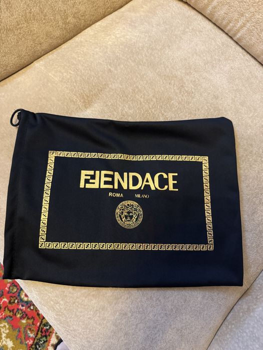 Versace жіночі босоніжки