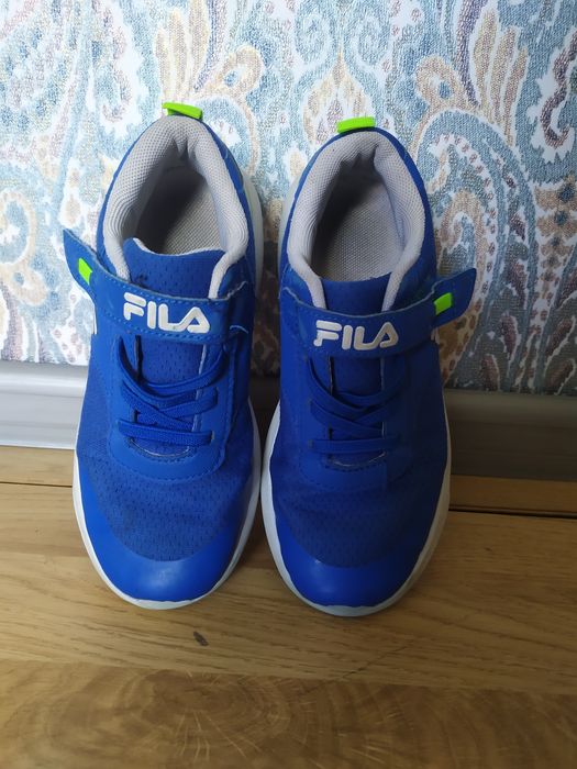 Кросівки фірми Fila
