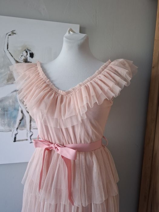 Tiulowa sukienka w stylu barbie M/L