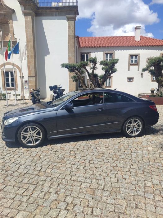 Mercedes-Benz E 220
