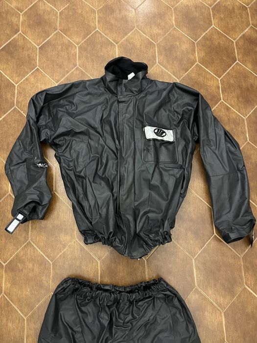 Capa de chuva em PVC + par de botas