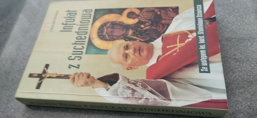 Infułat z Suchedniowa
Czesław Ryszka