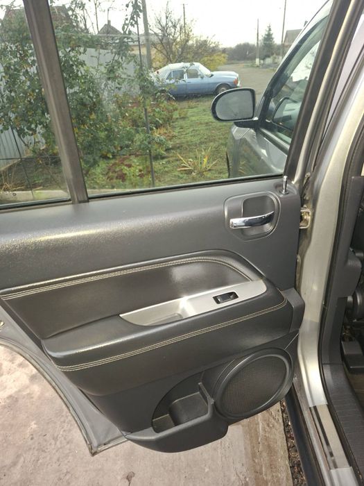 Jeep compass автомобиль