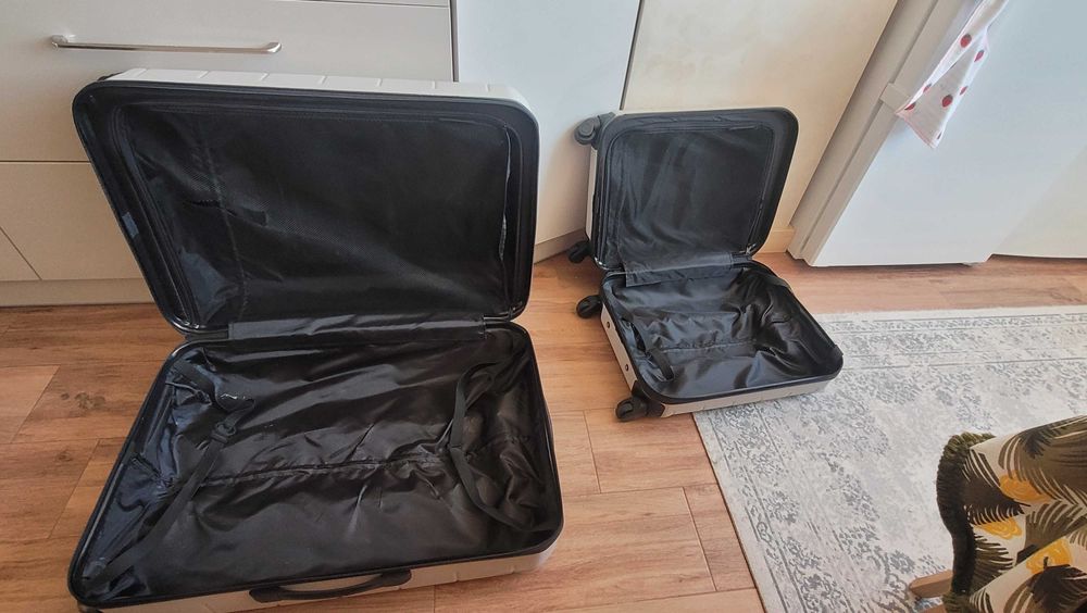 Комплект якісних валіз Норвегія