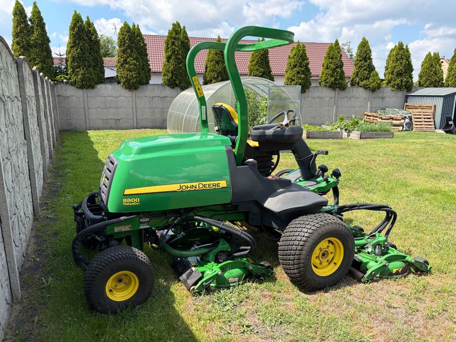 Kosiarka Samojezdna Do Dużych Powierzchni Traktorek John Deere 8800 TerrainCut 5 Kosisk 230CM