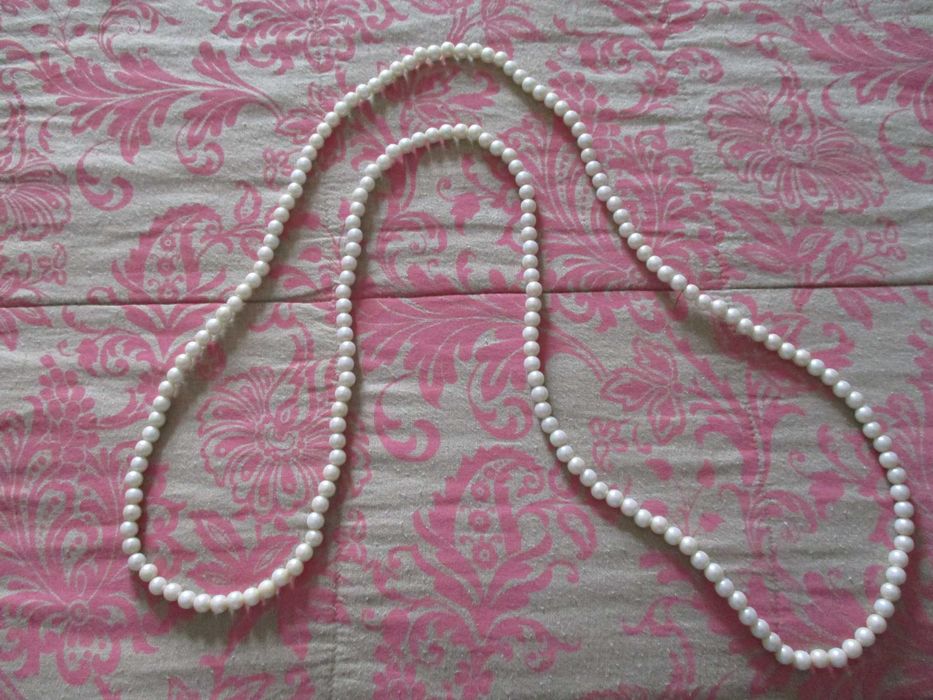 colar de senhora perolas brancas