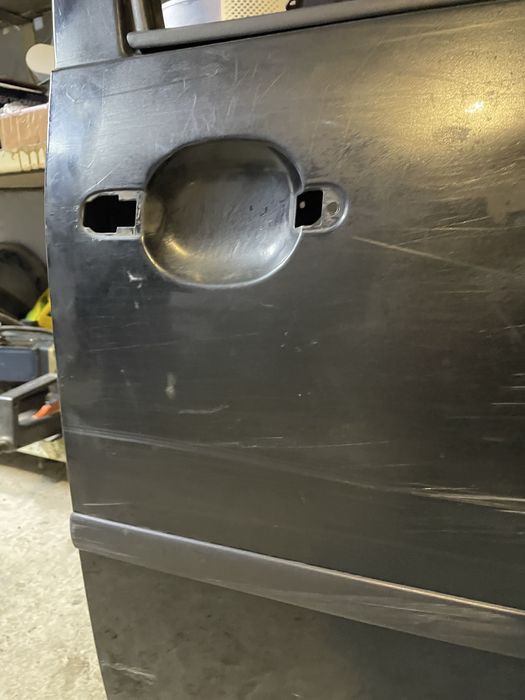 Продам дверку golf 4