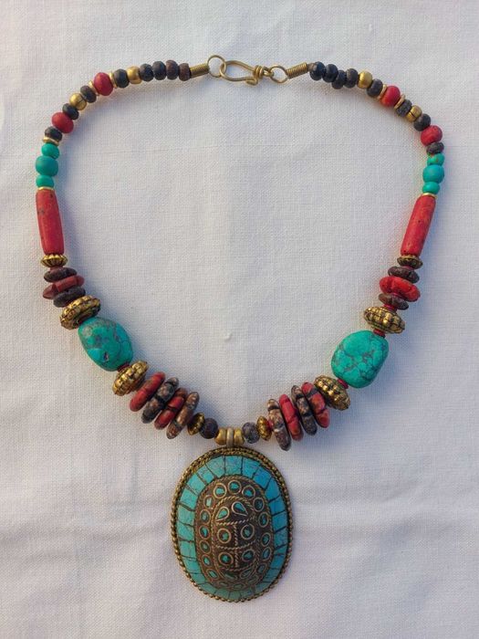Colares Indianos com pendente