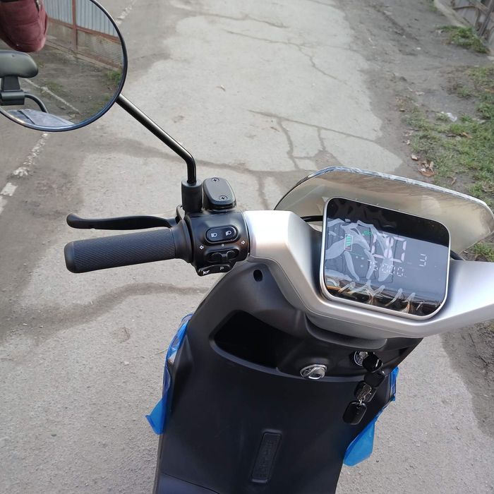 Новинка Елетроскутера SokMoto  E9 GT 2999W  72V28A