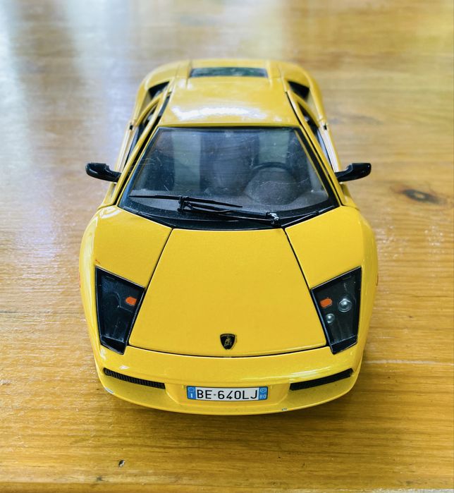 Lamborghini Murciélago. Burago (Італія) 1:18