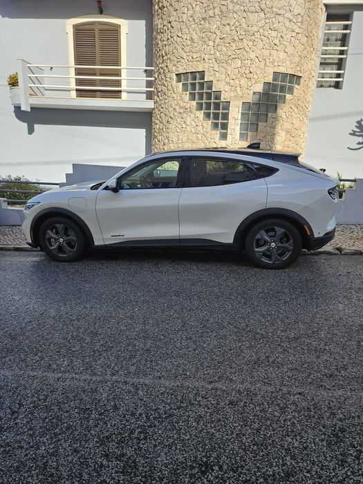 Ford Mustang Mach-E 98.7 kWh Premium