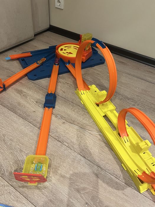 Трек Hot Wheels Track Builder Unlimited Quick Starter Box