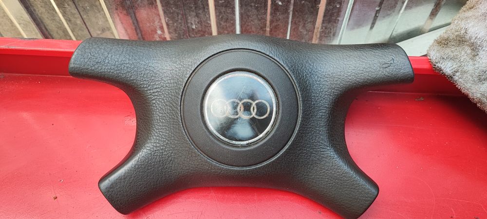 Środek Kierowcy Audi 80 B4 Lift