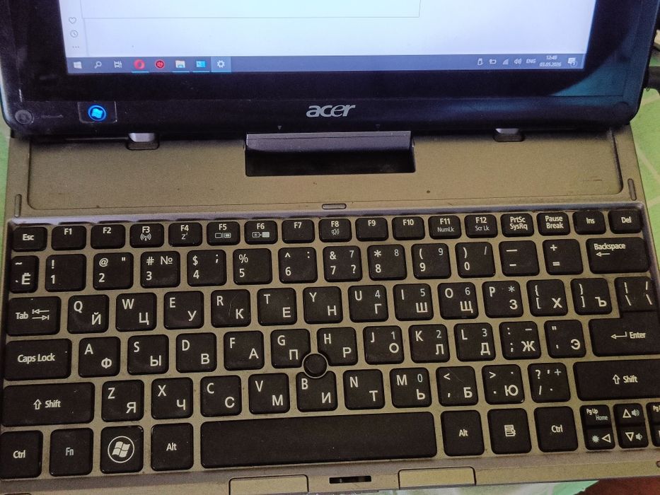 Acer Iconia Tab w501 Win 10 2/32 gb ssd + LTE +Dock