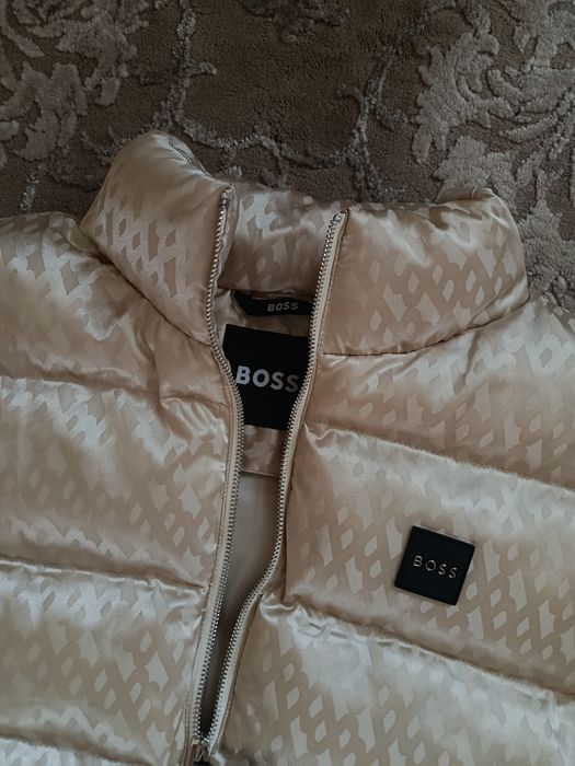 Kamizelka Hugo Boss - beżowa XXL nowość