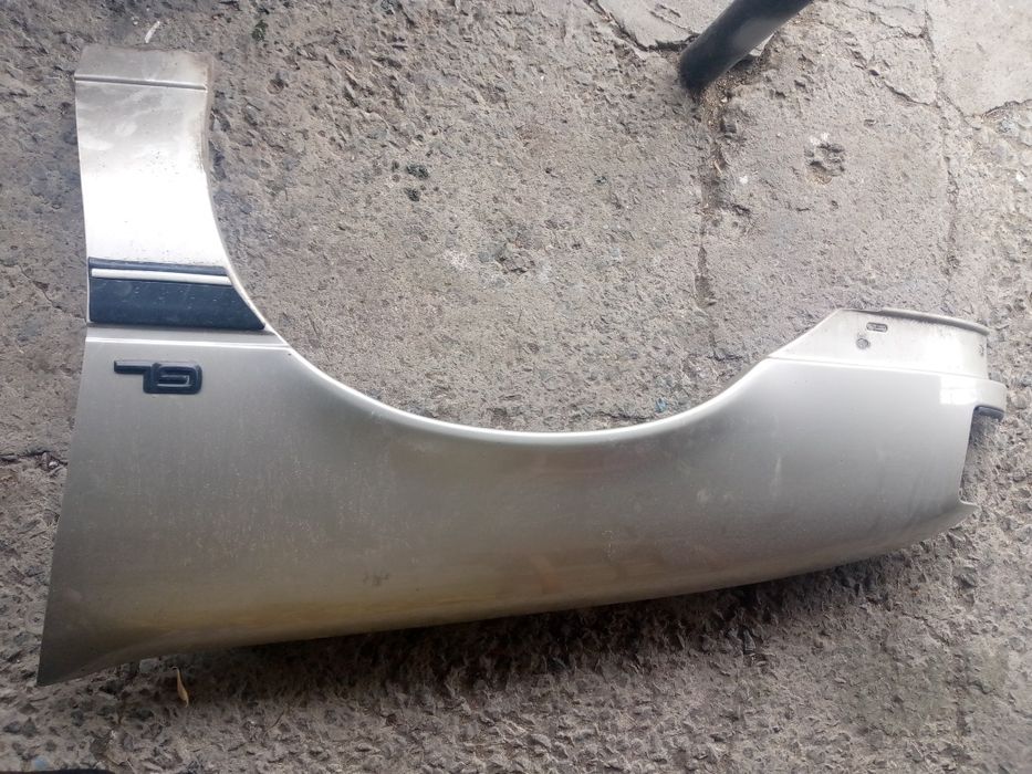 Крылья передние Опель вектра А