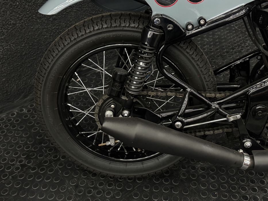 Мотоцикл Royal Enfield Custom 2012 рік