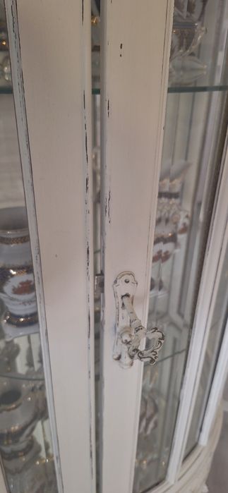 Vitrine rústica meia lua