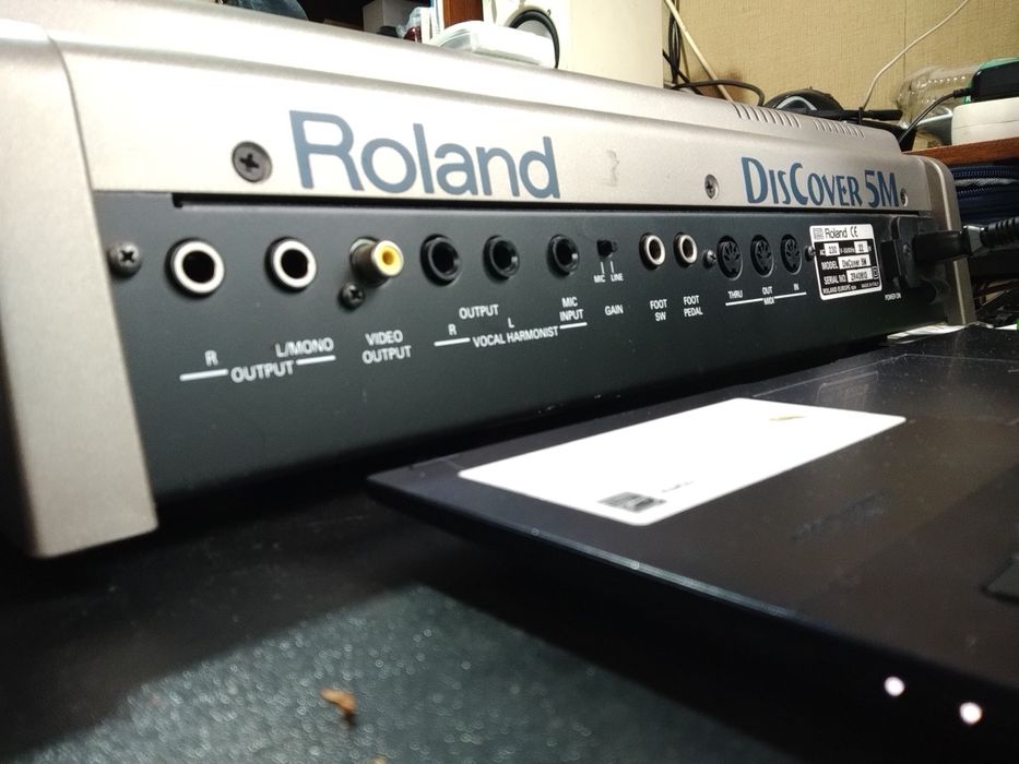 Roland Discover 5M