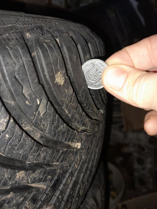 Резина зима Р16,Мішелін