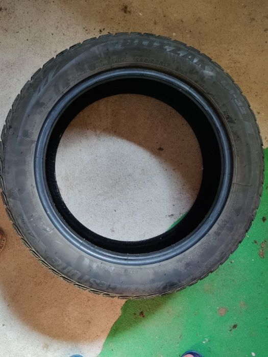 Pneus Bridgestone BLIZZAK LM-32 225/50R17 (preço unidade)
