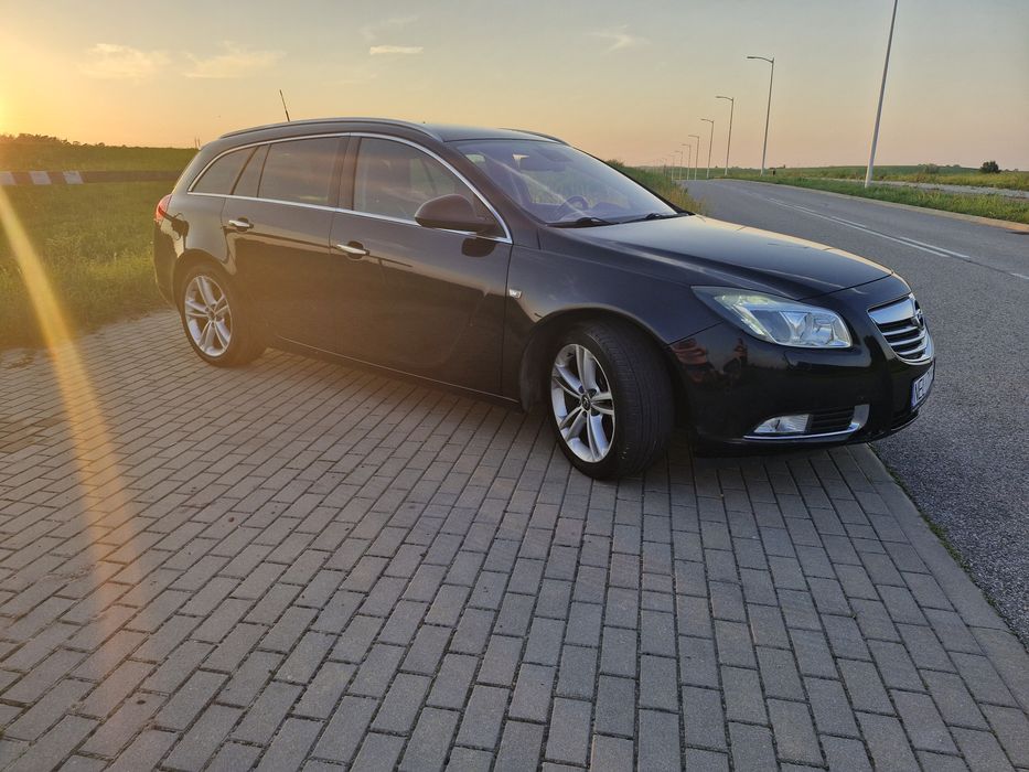 Opel Insignia sport tourer 2.0 160KM
