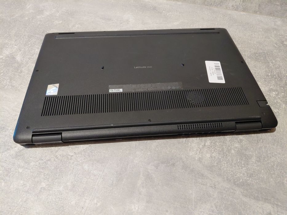Dell 3520/I5-1135G7/DDR-16/SSDM2-512