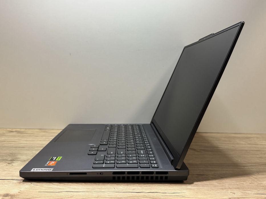 Lenovo Legion Slim 5 16APH8 | Ryzen 5 7640HS | RTX 4060 8Gb | 16 DDR5
