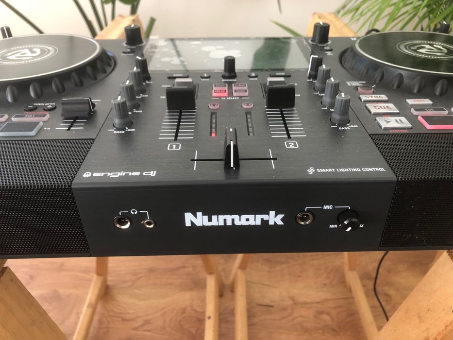 Equipamento DJ Numark Mixstream Pro +