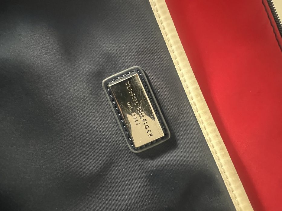 Torebka Tommy Hilfiger na ramie