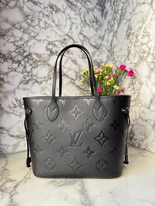 Neverfull MM Black leather