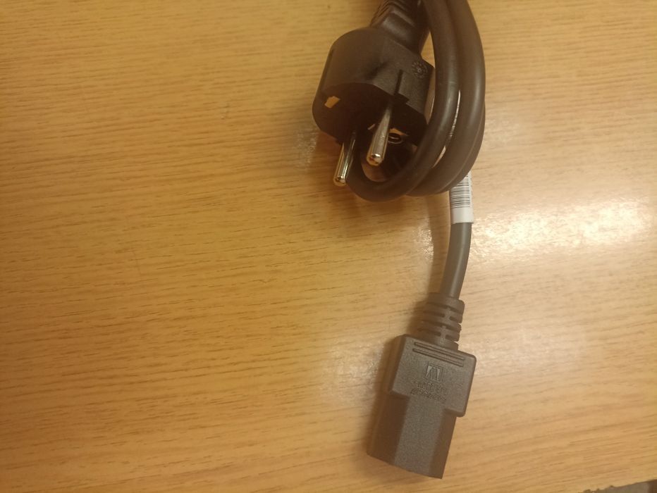 Kabel zasilający