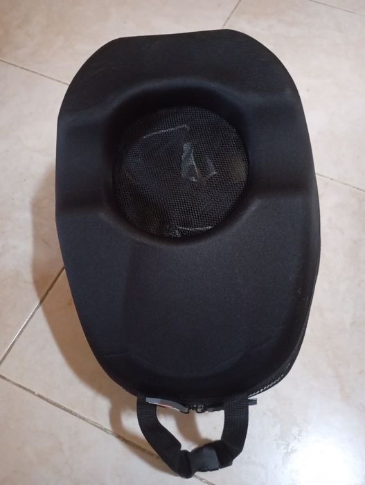 Vendo bolsa proteção para guardar capacete ciclismo