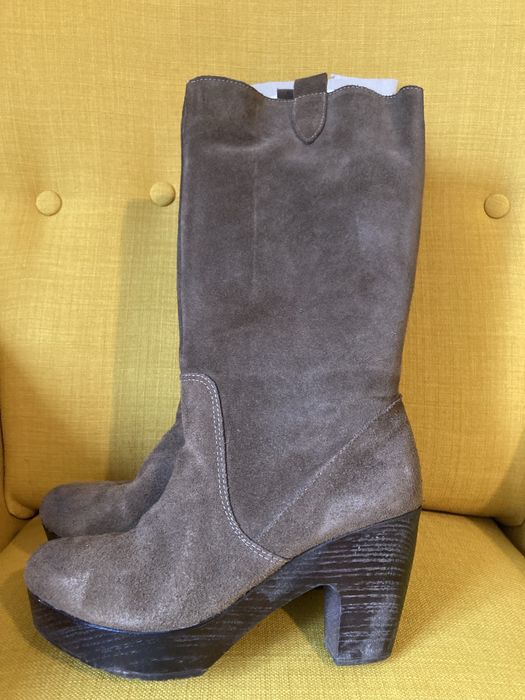 Botas de cano alto camurça