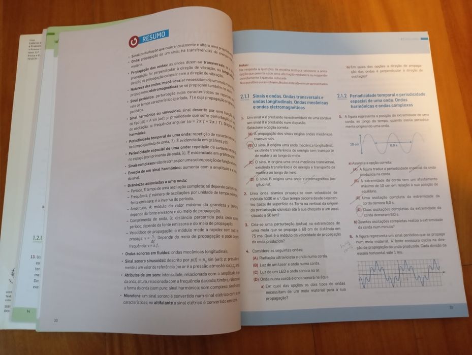 Livro escolar de físico-química