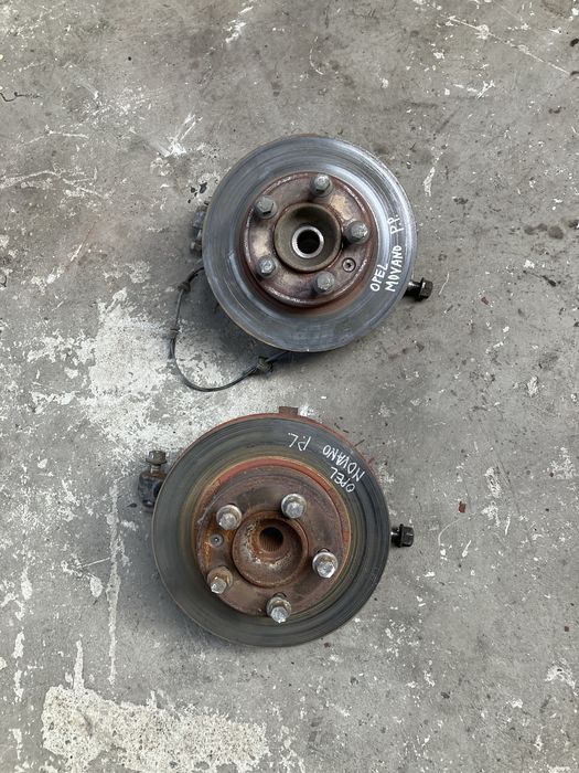 Opel Movano - zwrotnica przód lewa prawa