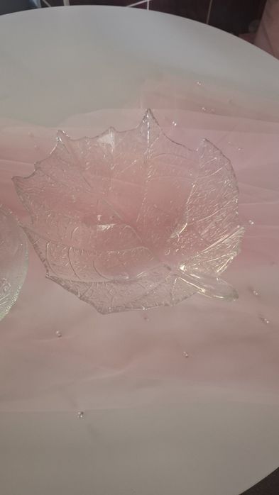 Talerz w kształcie liścia