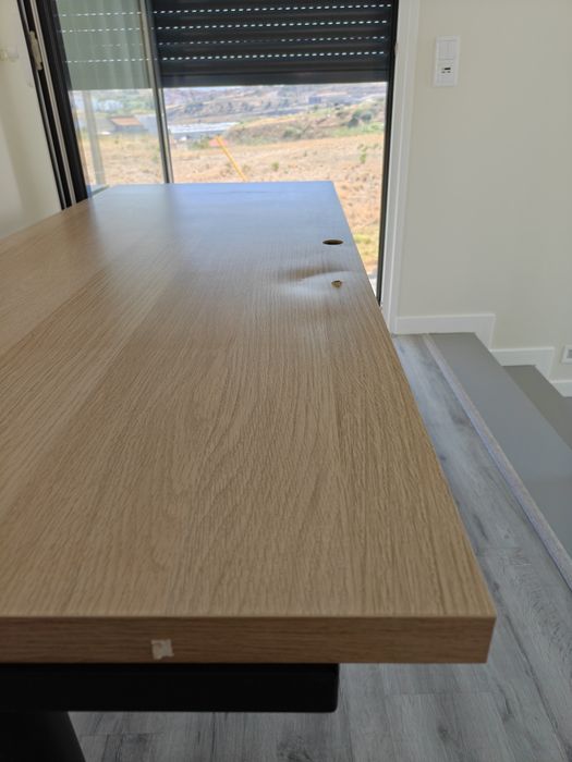 Secretária/mesa trabalho 140 x 60