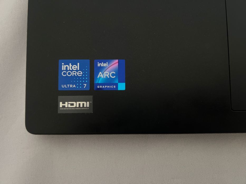 MSI Modern 15 H AI CIM 15.6" FHD Ultra 5 CPU Intel ARC Graphics Laptop