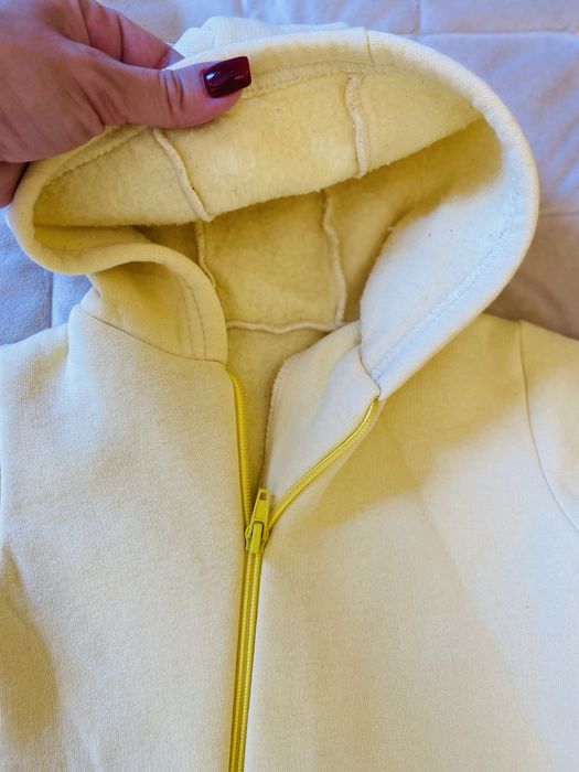 Чоловічик з ніжками