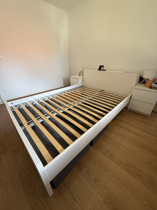 Cama de Casal 140cmx200cm + Cabeceiras